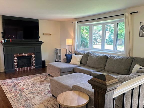 5th image of 6280 Stafford Dr