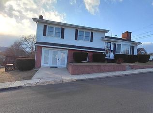 112 Grant St, Petersburg, WV