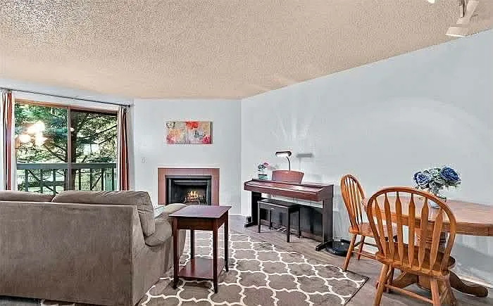3312 I St NE #D202 — Photo 10