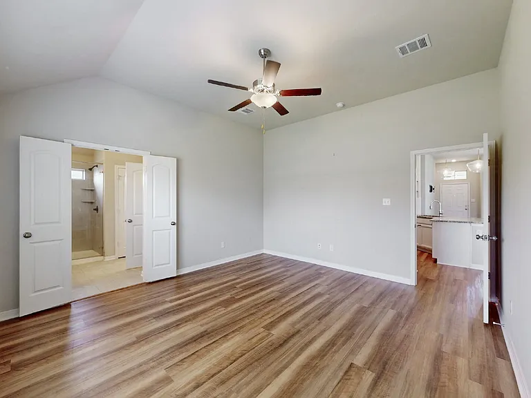 2030 Kathryn Dr — Photo 22