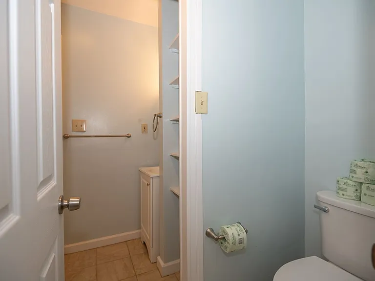 61 Cedar St — Photo 19