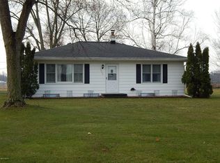 18297 6th Avenue Rd, Three Rivers, MI 49093