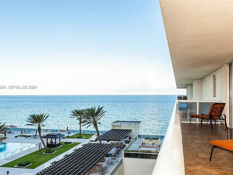 1830 S Ocean Dr #1108 — Photo 2