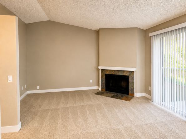 15244 SE 43rd St APT C301