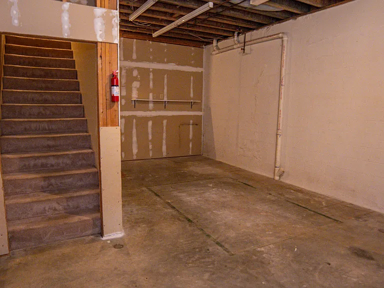 112 Barberry Rd #28 — Photo 47