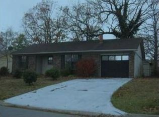 107 Greentree Rd, Sherwood, AR 72120