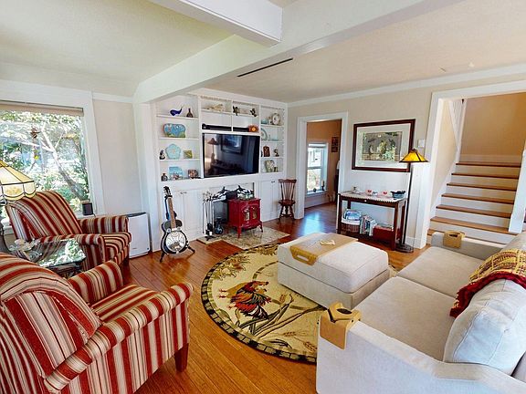5th image of 29661 Walker St