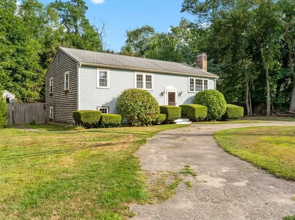 460 Careswell St, Marshfield, MA 02050