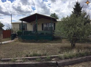 915 9th St, Maxwell, NM 87728