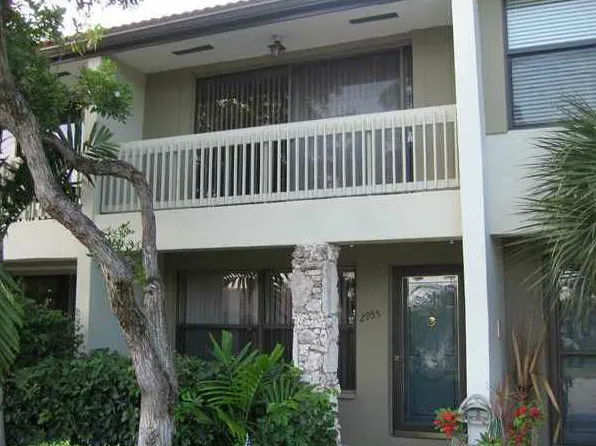 2823 NE 60th St, Fort Lauderdale, FL 33308