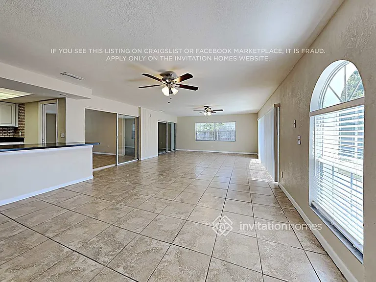 1895 Almeria Way S — Photo 6