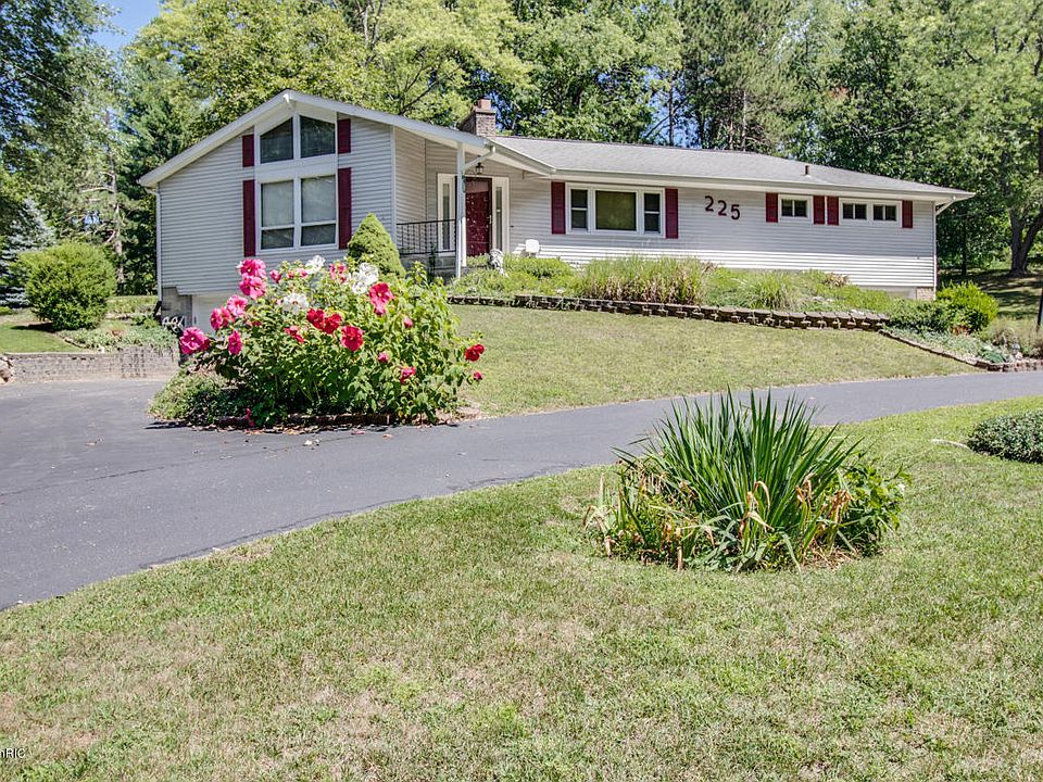 1st image of 225 Borden Dr