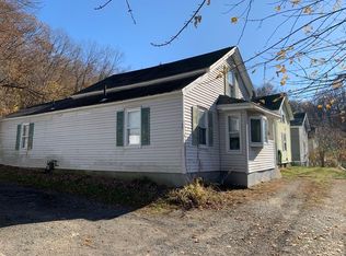 155 Hope St, Greenfield, MA 01301