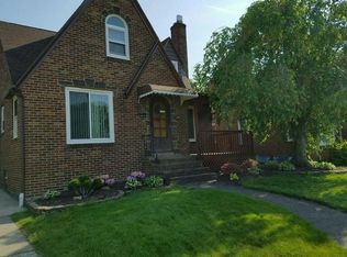6819 Renwood Dr, Parma, OH