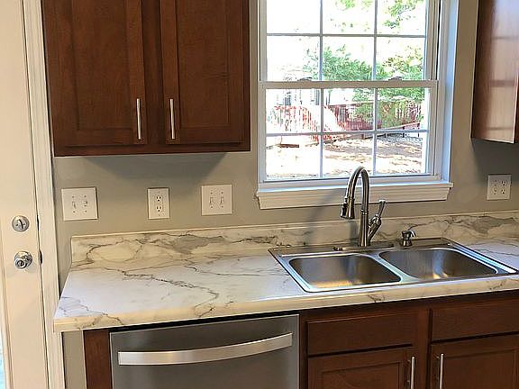 3rd image of 1092 Saint Moritz Ct
