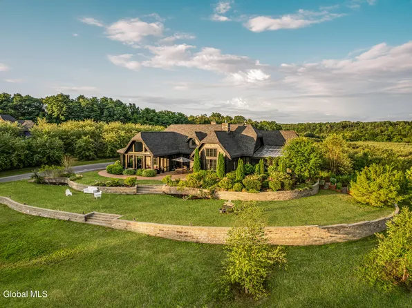 223 Schoolhouse Road, Hudson, NY 12534