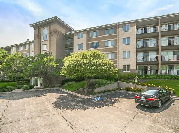 480 E Montrose Ave APT 203, Wood Dale, IL 60191