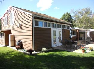 9 Seameadow Dr, Little Egg Harbor Twp, NJ 08087
