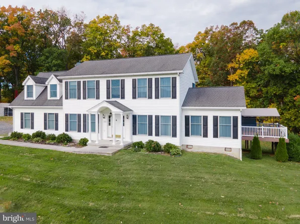 941 Copp Rd, Strasburg, VA 22657