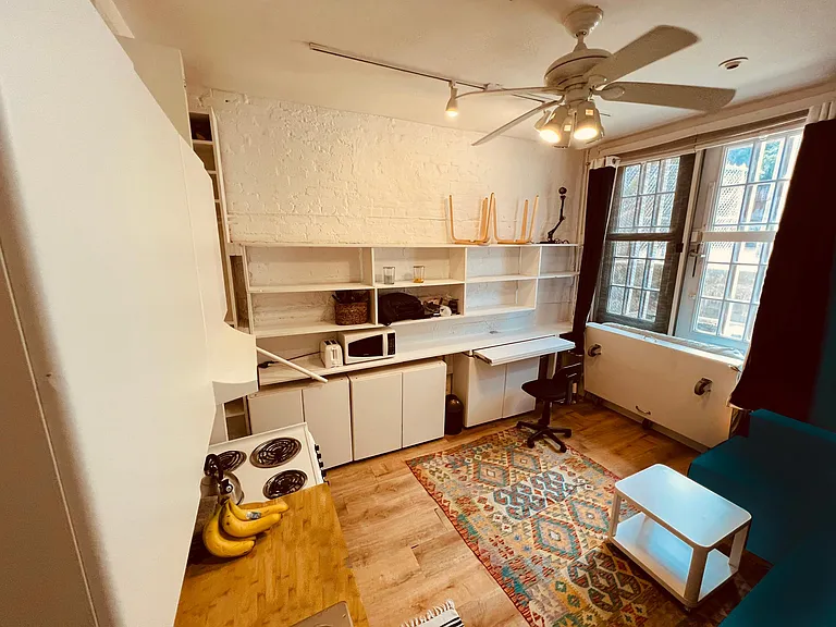 1712 Corcoran St NW #B — Photo 2