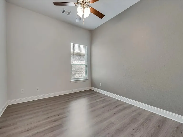10917 Blaze St — Photo 14