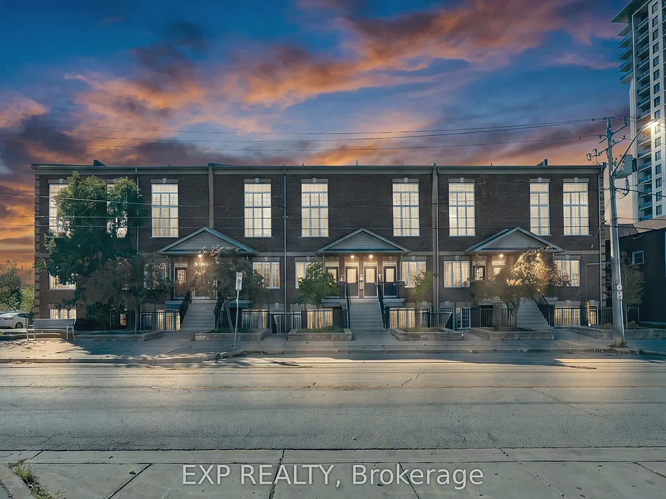 555 King St E #106