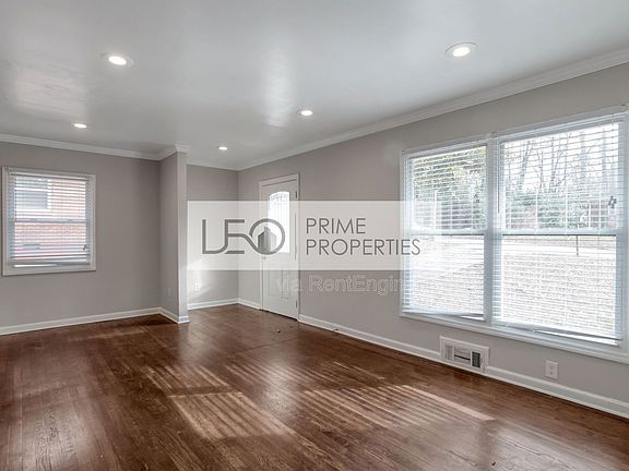 4th image of 751 Yale Pl SW