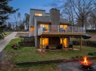 144 Amber Dr, Inman, SC 29349