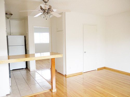 1st image of 313 Mildred Ave APT 3