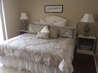 516 Lakeside Dock Dr #6 — Photo 25