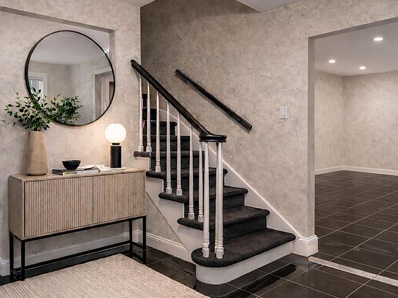 5th image of 52 Yorktown Rd