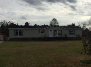 77 Melba Ln, Dunn, NC 28334