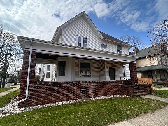 2nd image of 703 W Lovell St #G