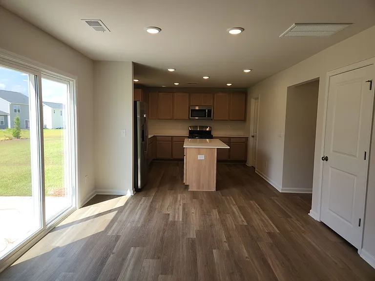 304 Paratrooper Ln — Photo 4