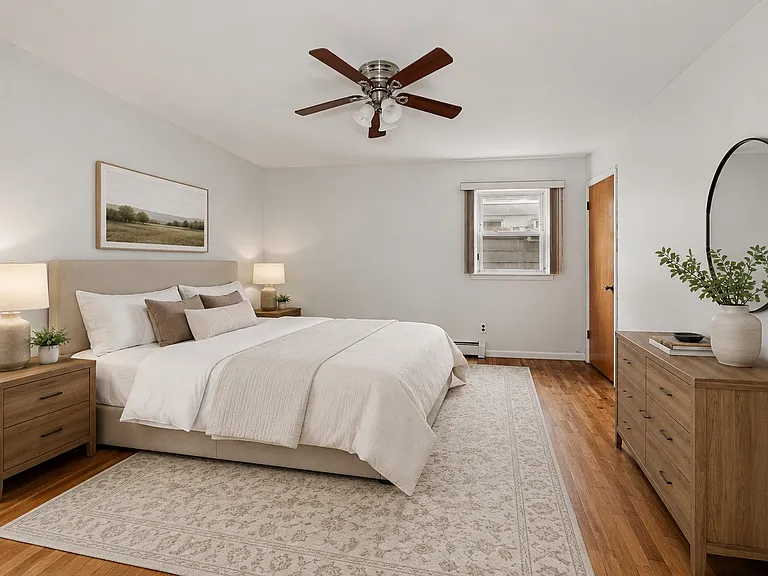 568 Manville Rd #UL — Photo 12