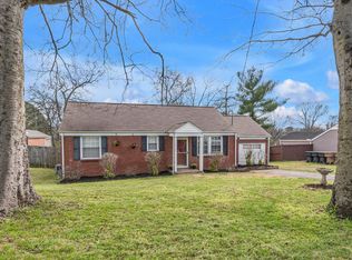 2105 Ridgecrest Dr, Nashville, TN 37216