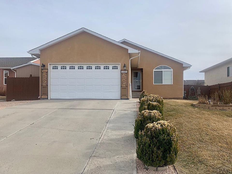 1st image of 2320 Meadowlark Ln