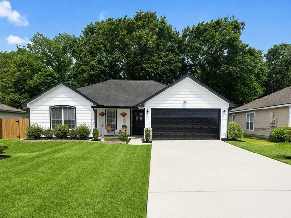 16393 Danika Oak Dr, Conroe, TX 77306