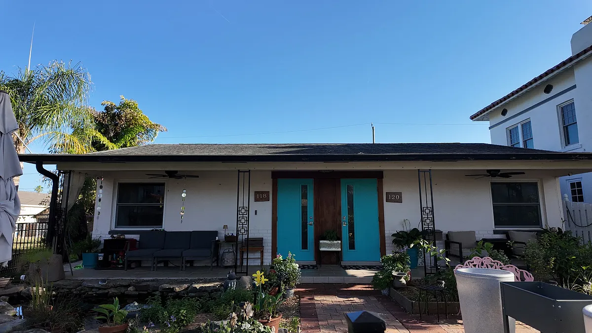Building Photo - 120 15th Ave N