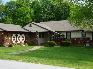 306 E Parkview St, Ozark, MO 65721