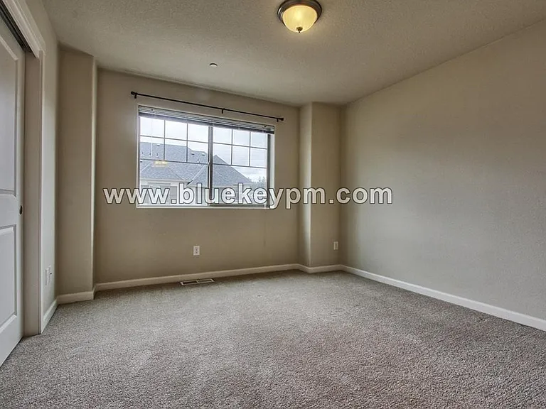 13747 SW Silent Fox Ter — Photo 9