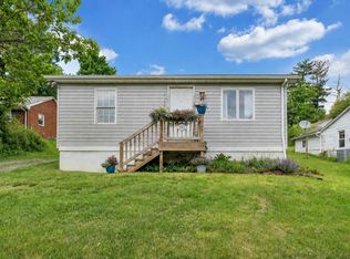 5025 Salem Tpke NW, Roanoke, VA 24017