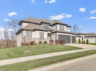 1920 SW River Run Dr, Lees Summit, MO 64082