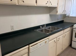 6071 Azure Rd, Richmond, BC V7C 2P3