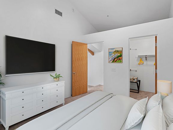 4th image of 631 3rd St