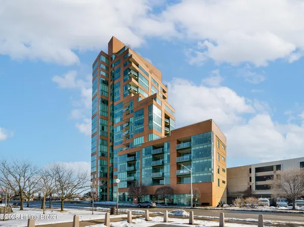 222 E Witherspoon St Unit 806, Louisville, KY 40202