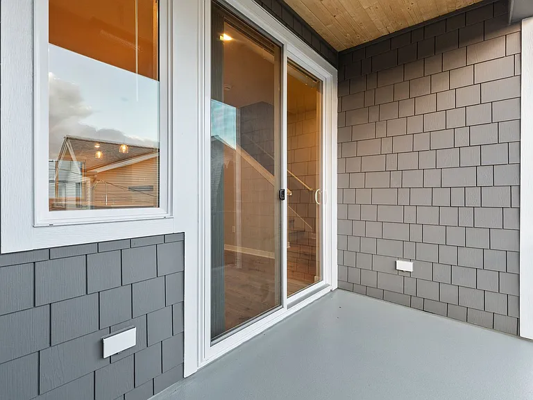 15423 Admiralty Way #B7 — Photo 15