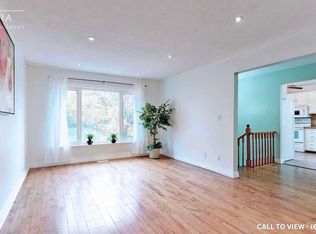 820 Centre St N #1, Whitby, ON L1N4V1