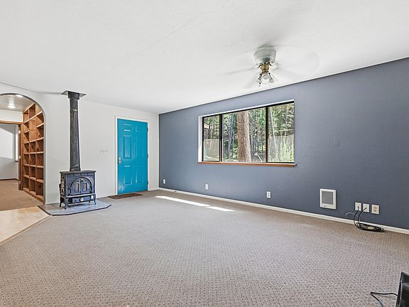 5th image of 707 McMullen Creek Rd
