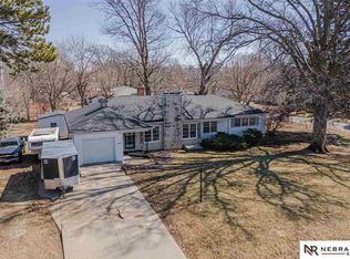 6005 N 56th St, Omaha, NE 68104